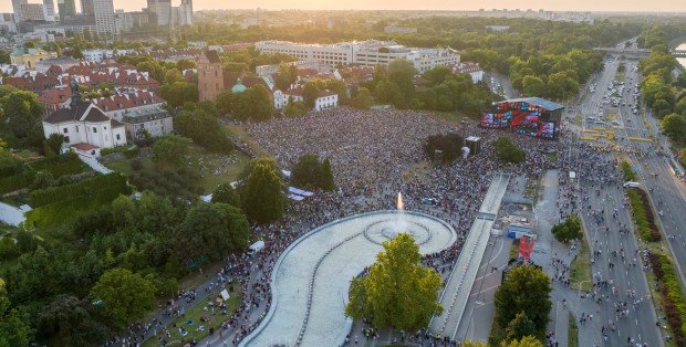 Wianki nad Wisłą w sobotę w Warszawie. Będzie zamknięta Wisłostrada