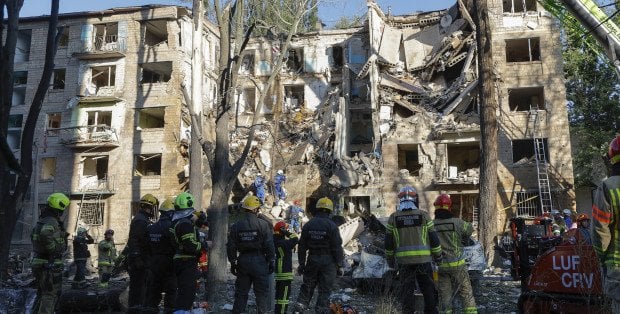 Zmasowany atak powietrzny na Kijów. Sześciu zabitych, 29 rannych