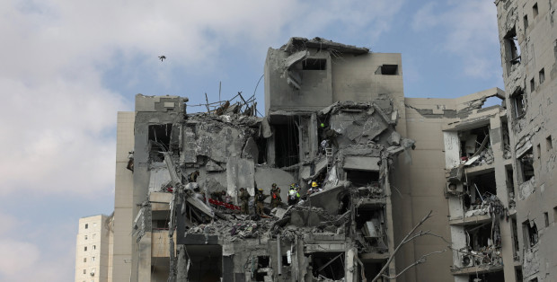 Iran wystrzelił pociski. Izrael ma odpowiedzieć na naruszenie rozejmu