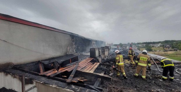 Co było przyczyną pożaru szkoły w Magnuszewie?