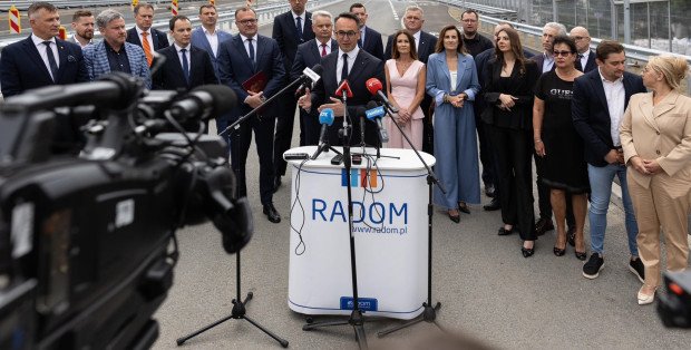 Lepszy dojazd do lotniska. Przystanek Radom Wschodni i wiadukt nad nim otwarte