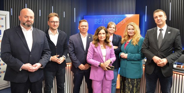 Marszałek Sejmu o „zamachu stanu”? Politycy w „Bez ogródek”