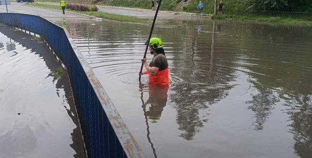 Kto wyremontuje zalewany wiadukt w podradomskich Pionkach?