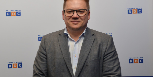 Dlaczego resort energii nie odpowiada za energię odnawialną? Poseł S. Ćwik odpowiada