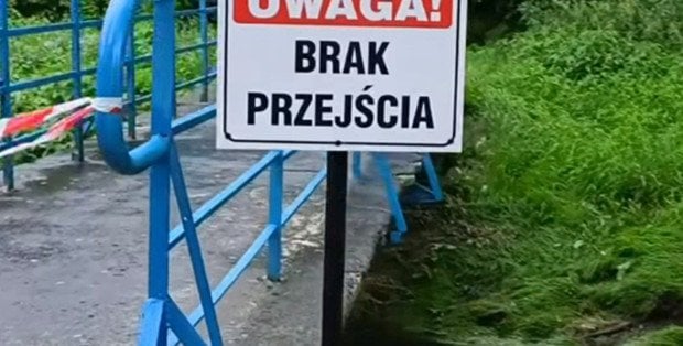 Kładka nad rzeką Mleczną w Radomiu została zamknięta. Władze obiecują zbudować nową