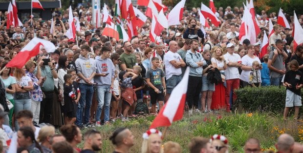 Ulicami stolicy przeszedł Marsz Powstania Warszawskiego