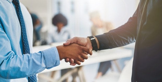 Dlaczego polskie firmy coraz częściej zlecają usługi finansowo-księgowe na zewnątrz?