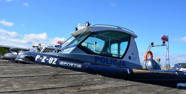 Topił się w Wiśle. Został uratowany przez mężczyznę przepływającego obok