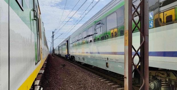 Śmiertelne potrącenie przez pociąg. Wstrzymany ruch pociągów na trasie Ostrołęka-Tłuszcz