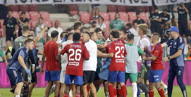 „Skandaliczny” transparent kibiców Maccabi Hajfa. Reagowało MSZ i ambasada