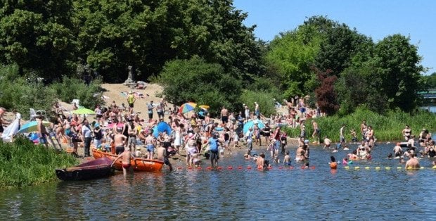Wypoczynek nad wodą. Pamiętajmy o bezpieczeństwie