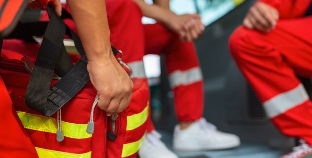 Wyższe kary za ataki m.in. na ratowników medycznych. Dziś posiedzenie rządu