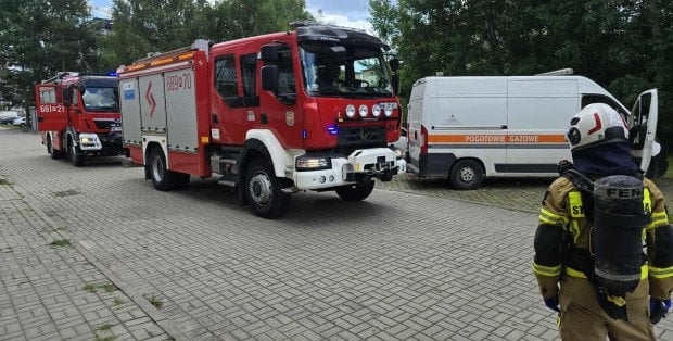 Zadymienie w garażu podziemnym w Ząbkach. Interweniowała Straż Pożarna