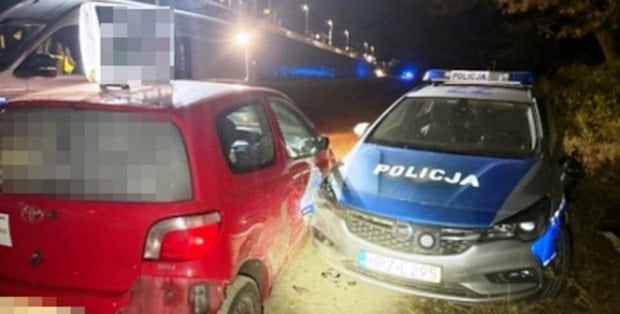 Nie zatrzymał się do kontroli. Był notowany i jechał kradzionym samochodem