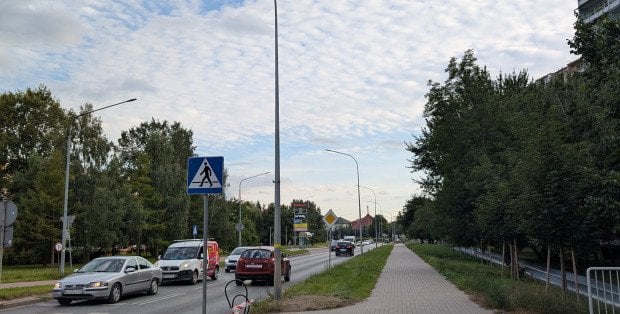 Niemal sto przejść dla pieszych do remontu. „To dobrze, bo nie jest bezpiecznie”