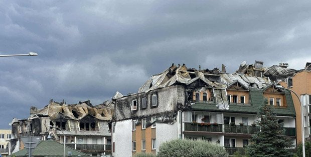 Dramat mieszkańców bloku w Ząbkach. „Za chwilę nie będzie czego ratować”