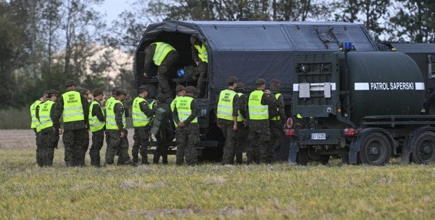 MSWiA: Odnaleziono siedemnastego drona. Spadł pod Biłgorajem w woj. lubelskim