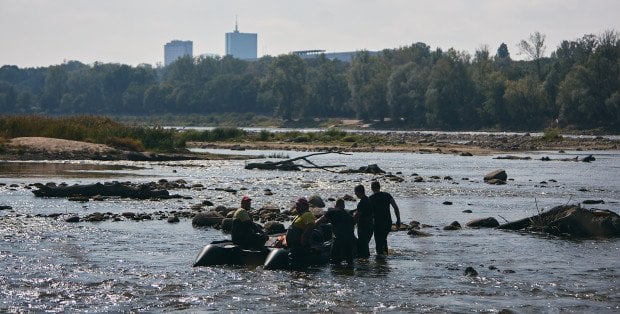 Części Pałacu Kazimierzowskiego znaleziono na dnie Wisły