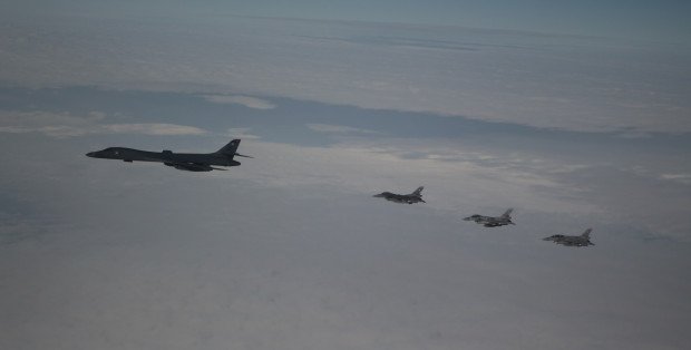 Polska przestrzeń powietrzna naruszona? DORSZ o poderwaniu myśliwców
