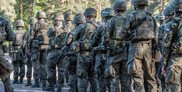 Szef MON powoła „Legion Medyczny”. Gen. Polko: Wojsko zatraciło zdolność do udzielania pomocy rannym