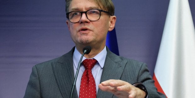 Rzecznik MSZ: Polska nie chce handlu rosyjską ropą na terenie UE