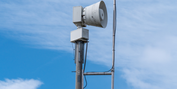 Syreny alarmowe. Jak brzmią i co oznaczają?