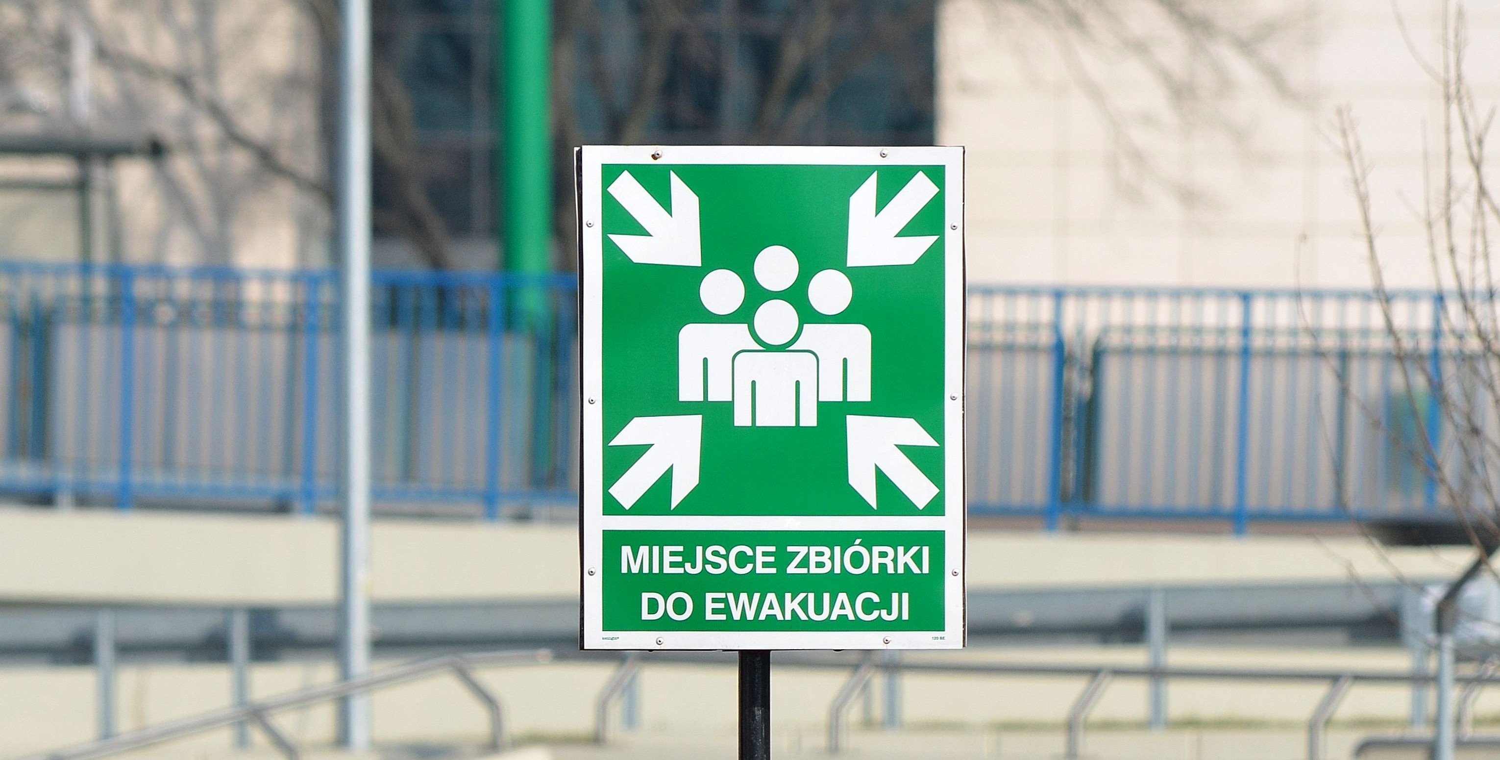 Michałowice z własnym „poradnikiem bezpieczeństwa”. Otrzyma go każdy dom w gminie