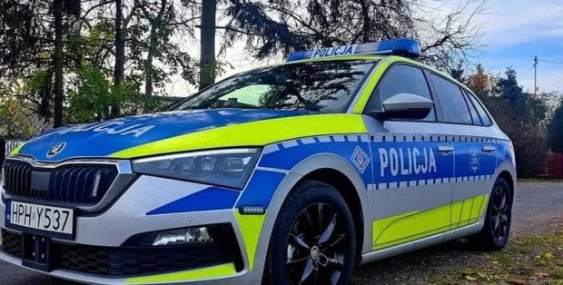 Poważny wypadek w Zawiszynie. Zablokowana DK 50 pod Wołominem