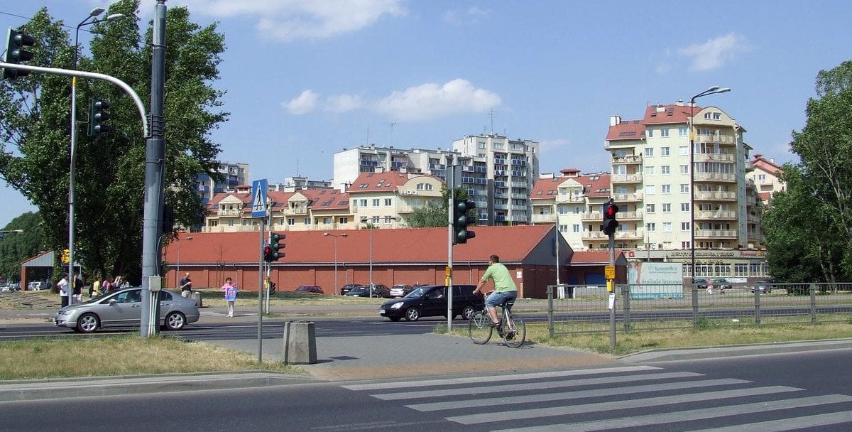 Bloki na terenie dawnego hipermarketu? Konsultacje społeczne dla mieszkańców Bemowa
