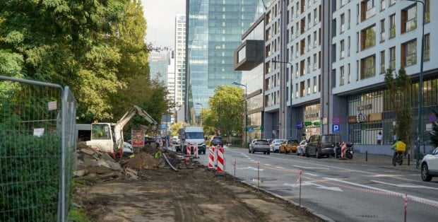 Od dziś odcinek Grzybowskiej zamknięty dla ruchu [SPRAWDŹ]