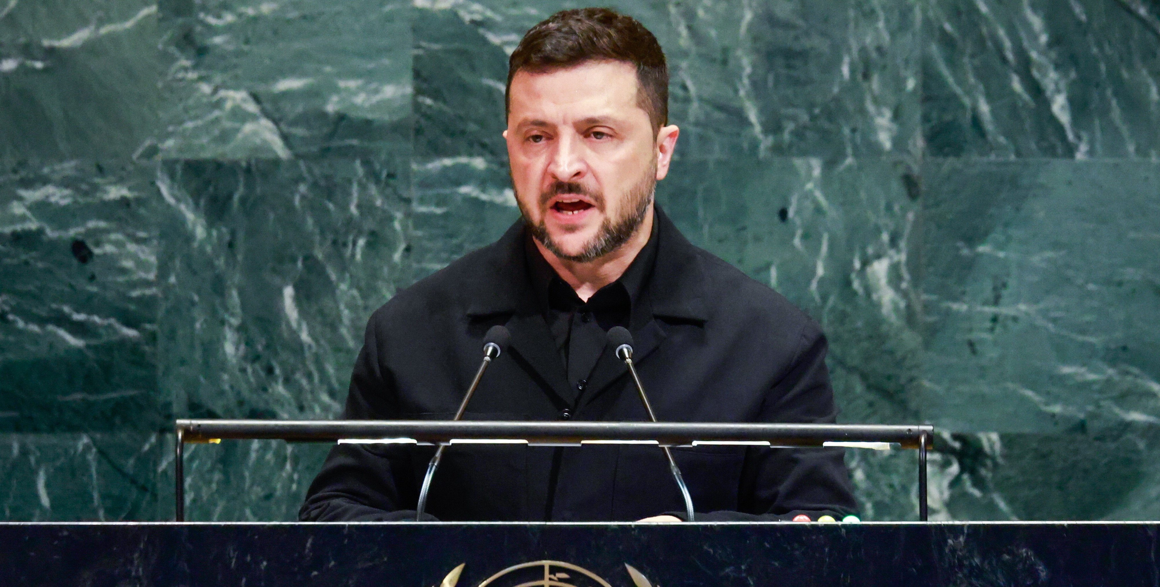 W. Zełenski: Reakcja NATO na rosyjskie działania była „słaba”