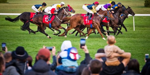 Bomba w górę! Dziś inauguracja Wielkiej Warszawskiej [ATRAKCJE]