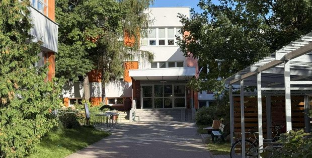 Włamanie do szkoły na Ursynowie. Podejrzany usłyszał zarzuty