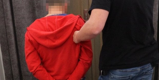 „Duch” z Żuromina na wolności. Po roku w areszcie Jarosław D. ma dozór policyjny