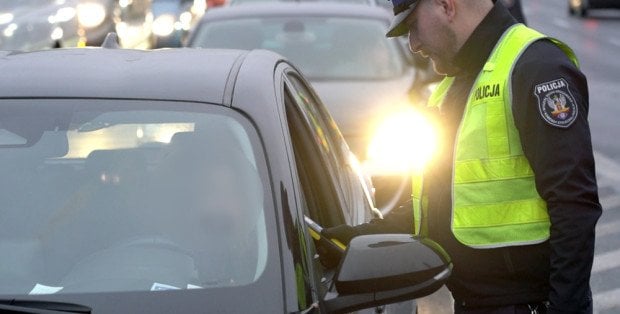 „Trzeźwy poranek” w Warszawie i okolicach. Ponad 40 pijanych kierowców, rekordzista miał 2,5 promila