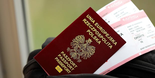 Jak wyrobić paszport w 2025 roku? Poradnik krok po kroku