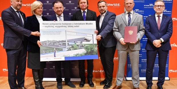Pociągiem bezpośrednio z Warszawy do Modlina. Będzie nowa linia kolejowa