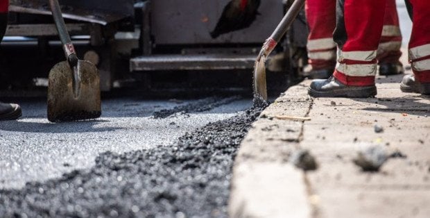 Utrudnienia na Bobrowieckiej na warszawskim Mokotowie