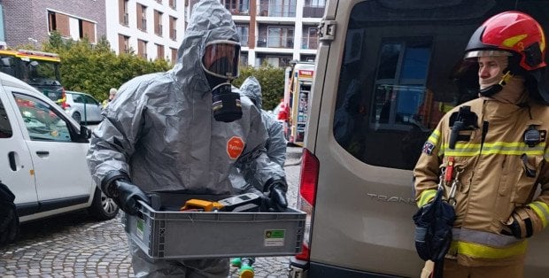 Wyciek żrącej substancji w podstawówce. Ewakuowano prawie 300 osób