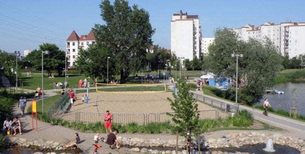 Jaka będzie przyszłość parku nad Balatonem? Mieszkańcy walczą o zieleń