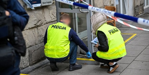 Atak na biuro poselskie Platformy Obywatelskiej. Policja bada sprawę