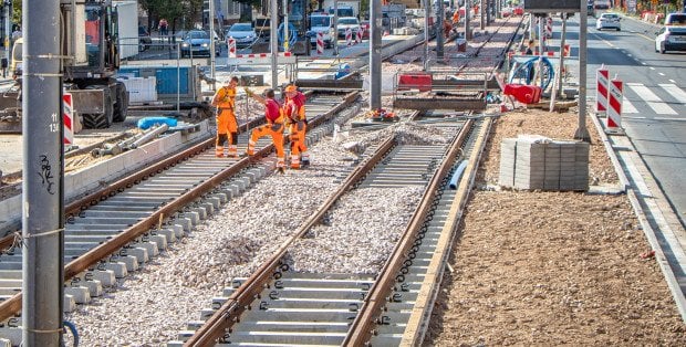 Remonty torów w Śródmieściu i na Pradze. Linie zastępcze i zmiany