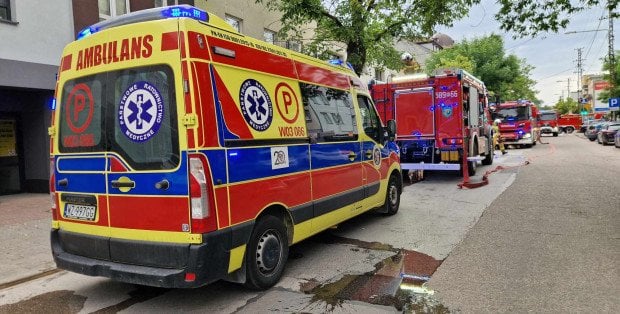 Ściana banku zawaliła się na pracowników budowlanych. Jest postępowanie