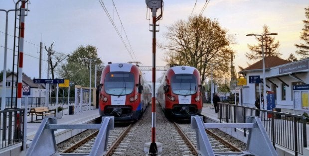 Utrudnienia w kursowaniu pociągów WKD. Od dziś trasa jest podzielona na dwa odcinki
