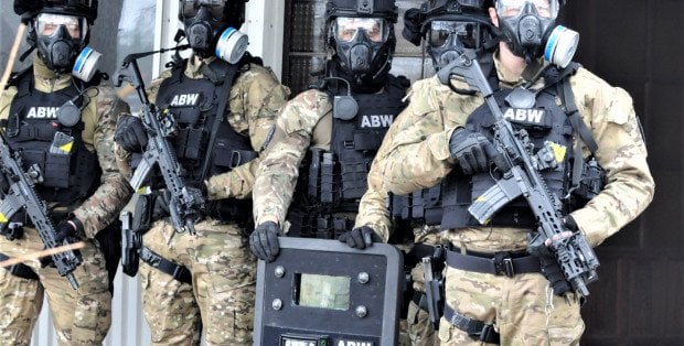 ABW zatrzymała osiem osób podejrzewanych o dywersję
