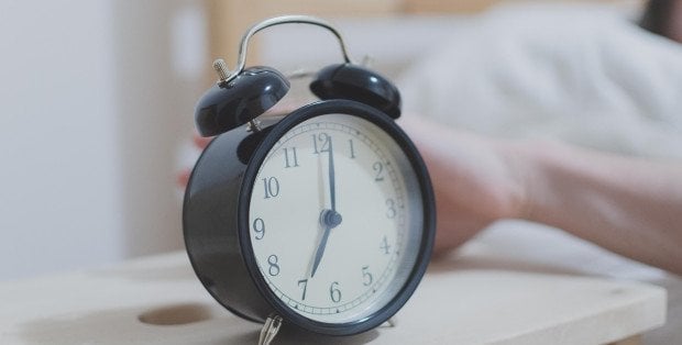 Dziś w nocy zmiana czasu w zimowy. O której przestawimy zegarki?