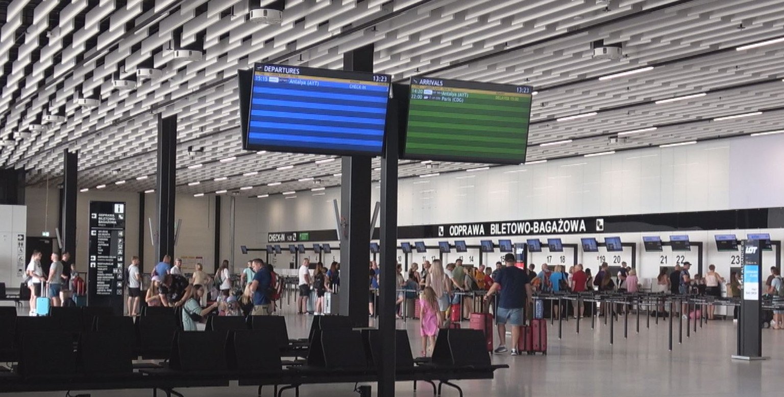 Dziś ostatni lot z Radomia do Rzymu w tym roku. „To wielka szkoda”