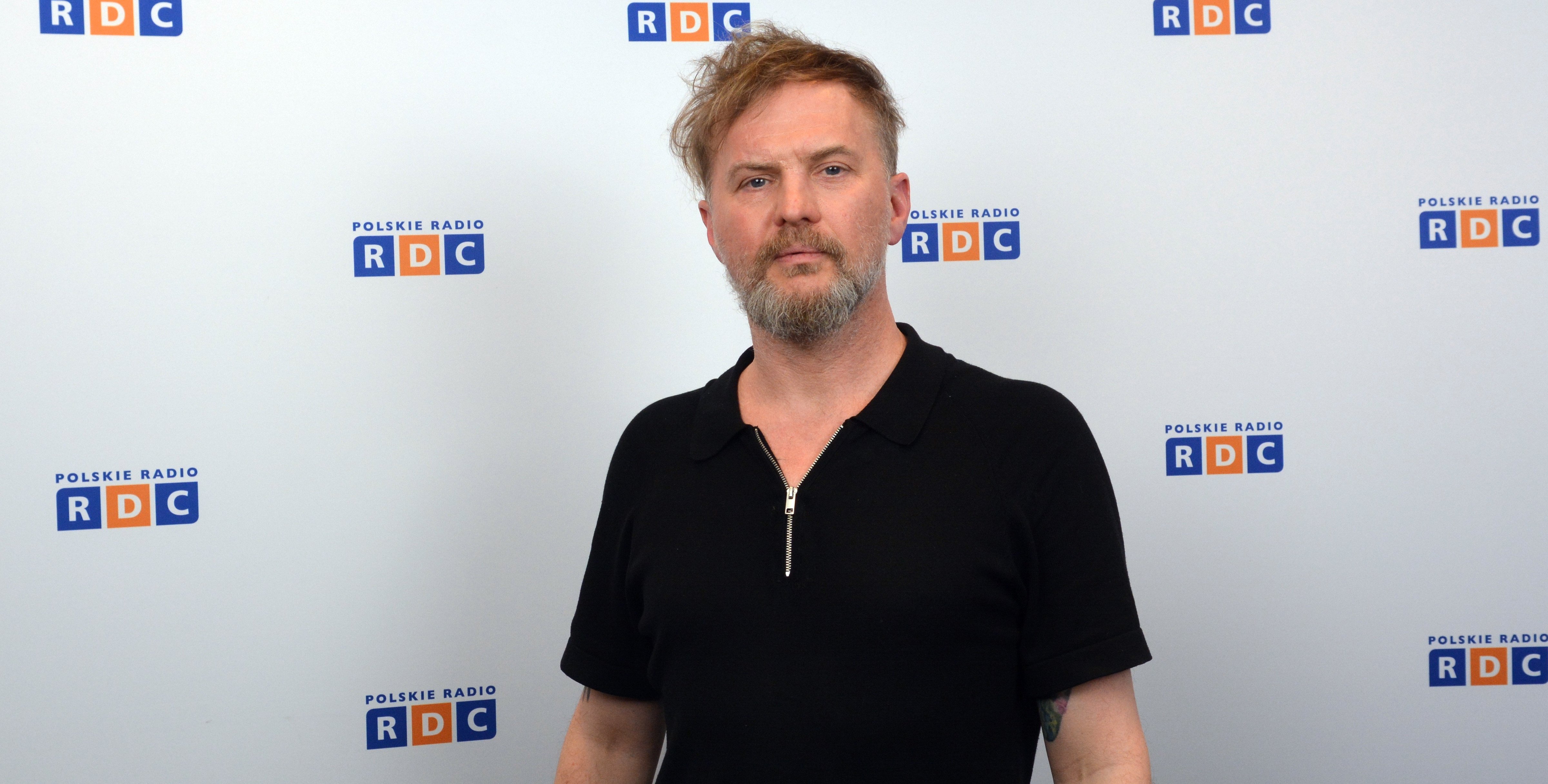 „To było spotkanie z przyjaciółmi”. Tomasz Organek w RDC o jubileuszowej płycie