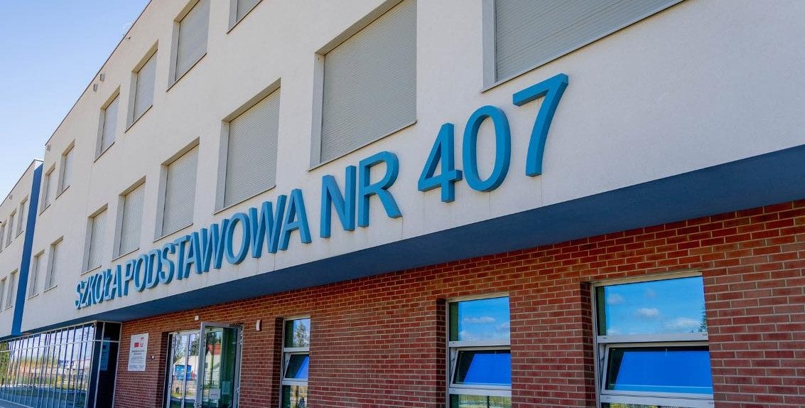 Boisko w nowej szkole nie przetrwa? Za dwa lata murawa może stać się błotem