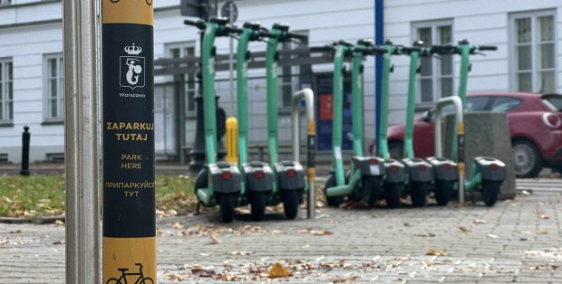 Większy nadzór nad e-hulajnogami. Ministerstwo Infrastruktury zapowiada zmianę przepisów